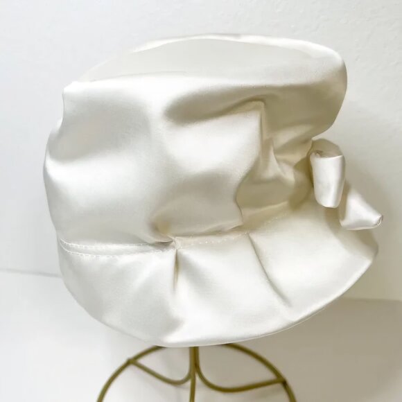 Vintage Clover Lane Satin Bucket Hat - Picture 6 of 9